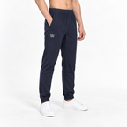 Le pantalon de pluie bleu marine